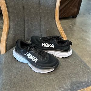 HOKA Bondi 8 size 7 Black
